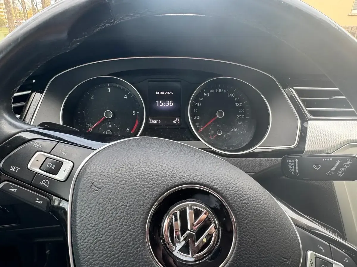 Gebraucht VW Passat 150 PS (110 kW) 2015 Schwarz Kombi