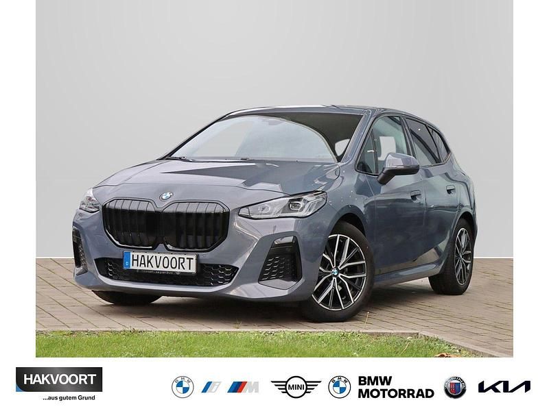 Grau Gebraucht 2022 BMW 218 M Sport Van / Kleinbus | 23.970 € (Fairer Preis) - Bild 1/4