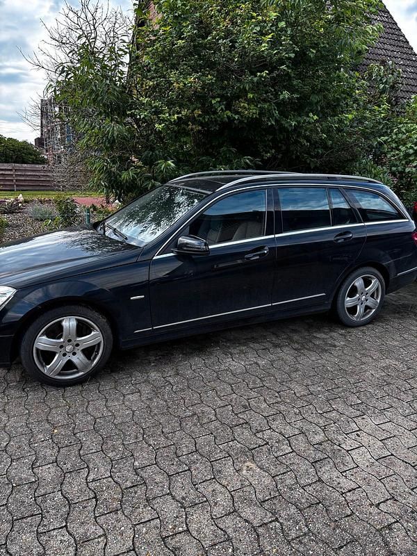 Gebraucht Mercedes C350 224 PS (164 kW) 2009 Schwarz Kombi