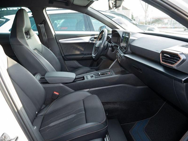 Gebraucht Cupra Leon Basis 150 PS (110 kW) 2023 Weiß Limousine