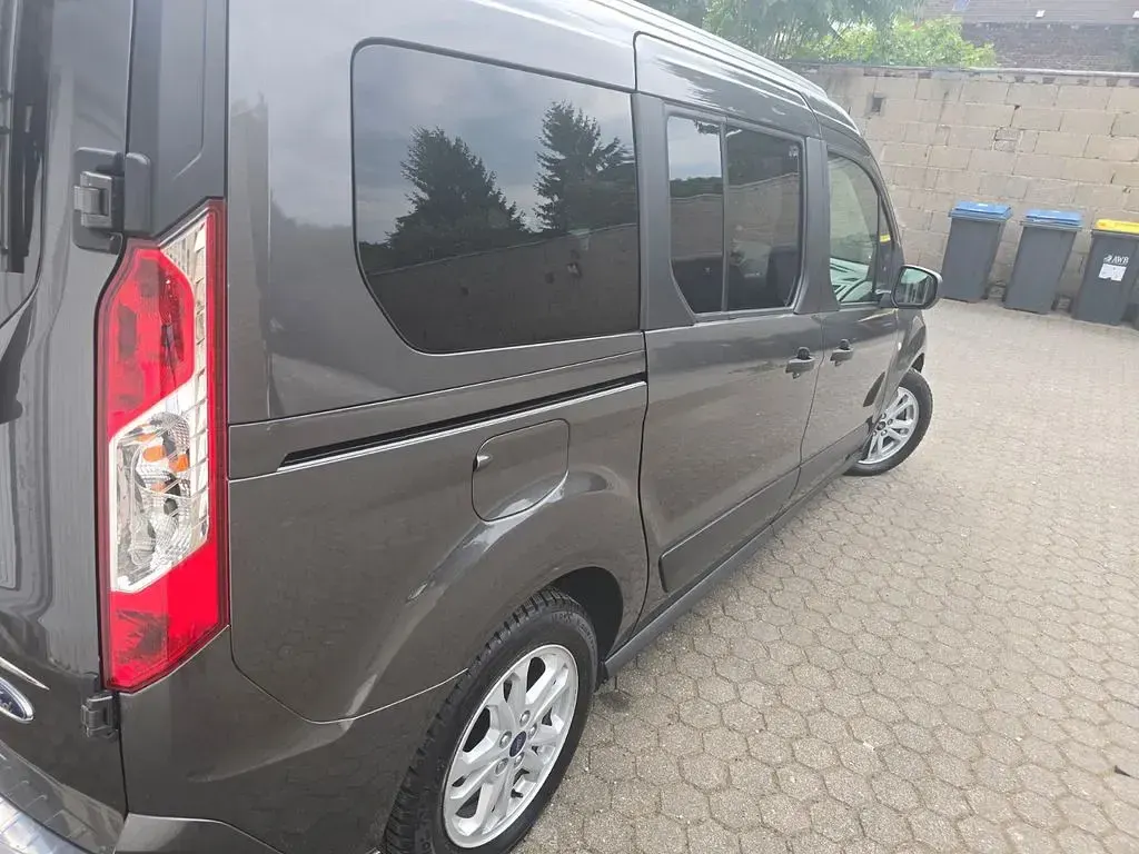 Gebraucht Ford Transit 101 PS (74 kW) 2019 Grau Limousine