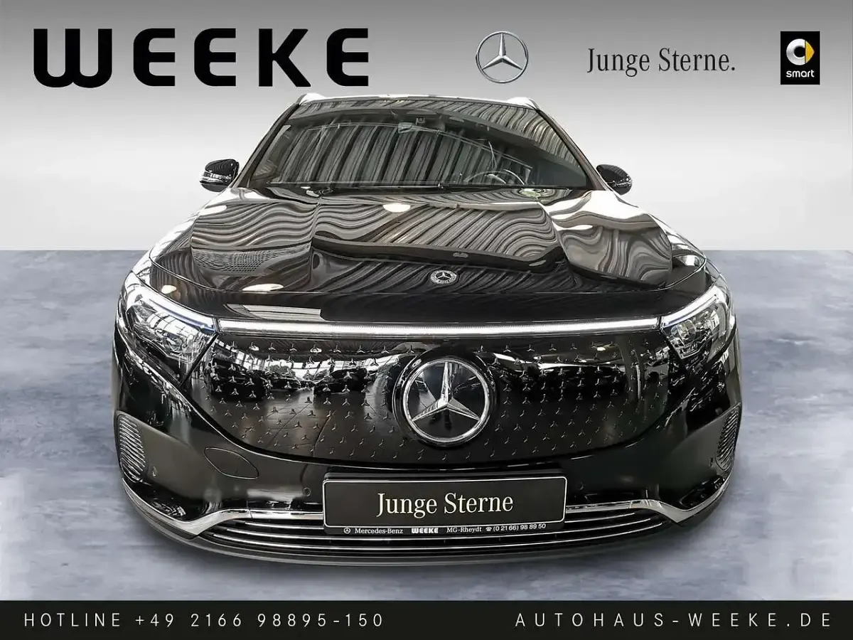 Gebraucht Mercedes EQA300 Progressive 167 kW (228 PS) 2025 Schwarz SUV