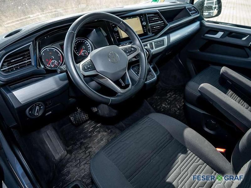 Gebraucht VW Multivan 204 PS (150 kW) 2025 Pure grey Van