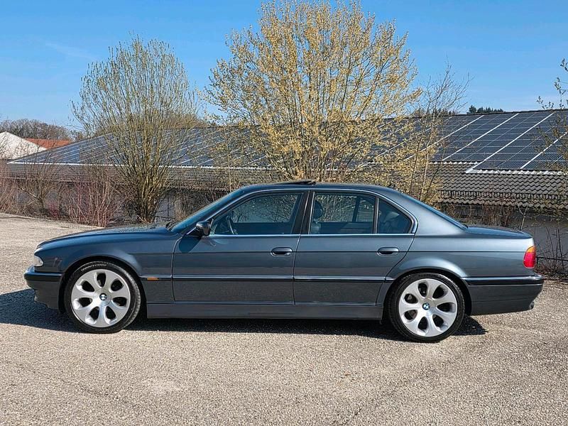 Usata BMW 728 193 CV (141 kW) 2000 Berlina