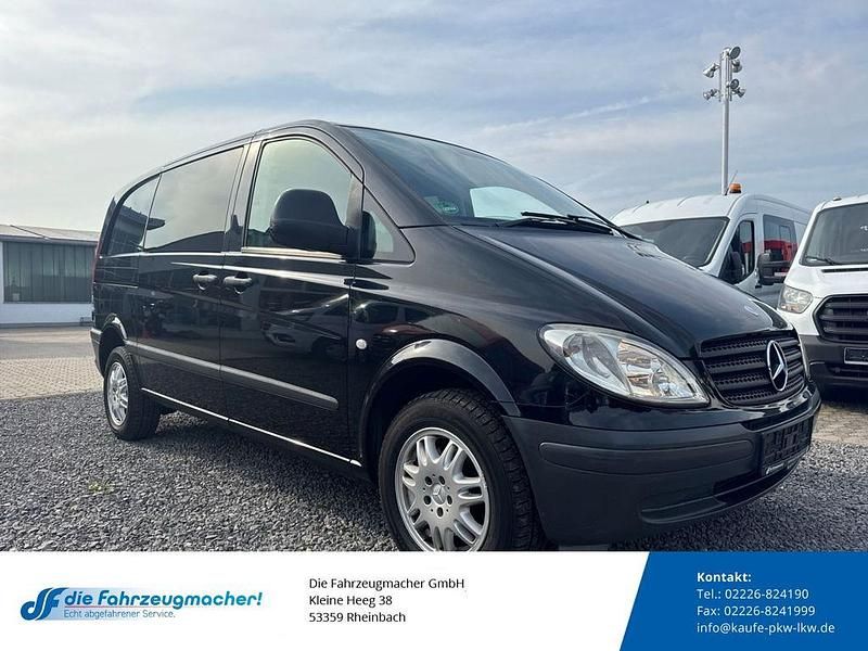 Schwarz Gebraucht 2008 Mercedes Vito Van / Kleinbus | 8.988 € (Etwas zu teuer) - Bild 1/4