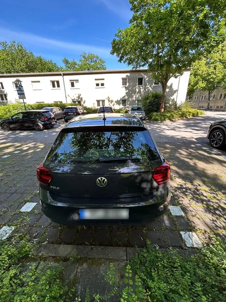 Gebraucht VW Polo 95 PS (69 kW) 2019 Grau Kleinwagen
