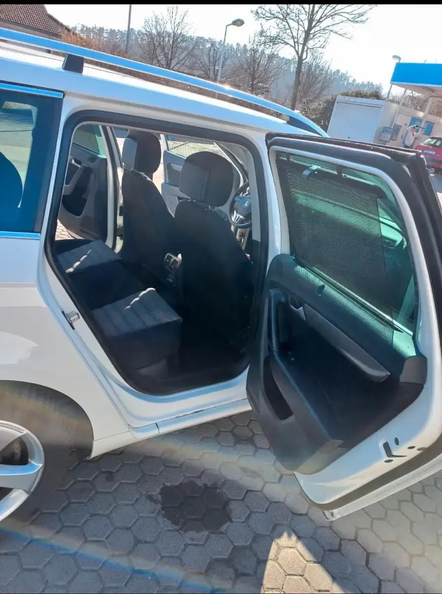 Gebraucht VW Passat 140 PS (102 kW) 2014 Weiß Kombi