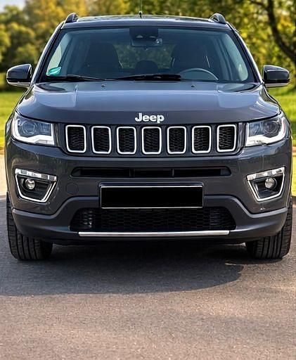 Gebraucht Jeep Compass Limited 170 PS (125 kW) 2019 Grau SUV