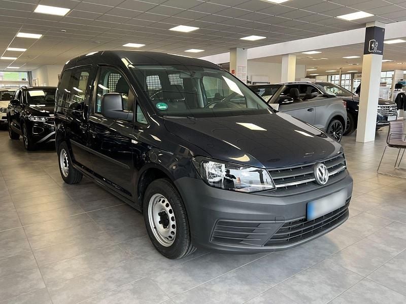 Gebraucht VW Caddy 84 PS (61 kW) 2018 Blau Van / Kleinbus