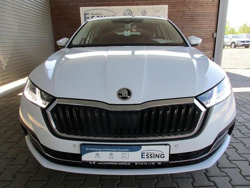 Gebraucht Skoda Octavia Style 150 PS (110 kW) 2022 Weiß Kombi