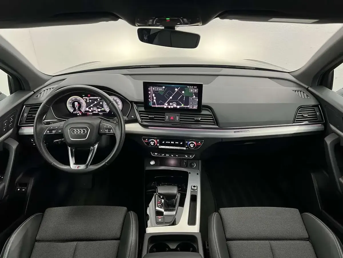 Gebraucht Audi Q5 S-Line 299 PS (219 kW) 2023 Mythosschwarz (metallic) SUV