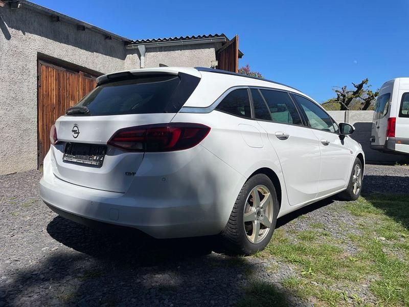 Gebraucht Opel Astra Dynamic 136 PS (100 kW) 2016 Weiß Kombi