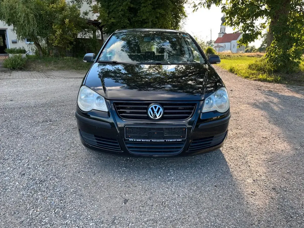 Gebraucht VW Polo 60 PS (44 kW) 2005 Schwarz Kleinwagen