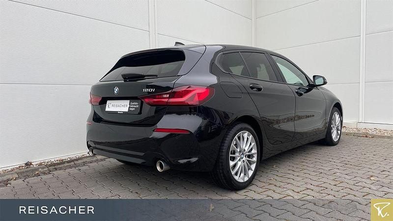 Gebraucht BMW 120 Advantage 192 PS (141 kW) 2022 Schwarz Kleinwagen