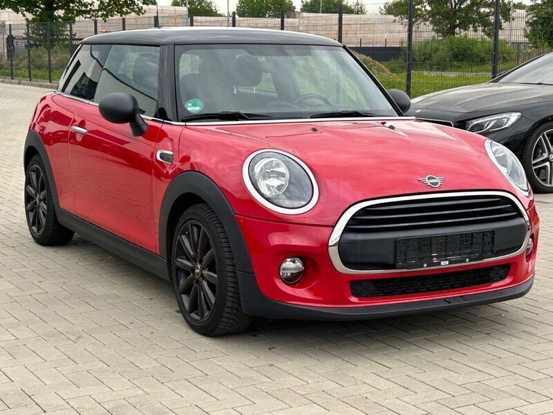 Rot Gebraucht 2018 Mini ONE Kleinwagen | 15.990 € (Fairer Preis) - Bild 1/4