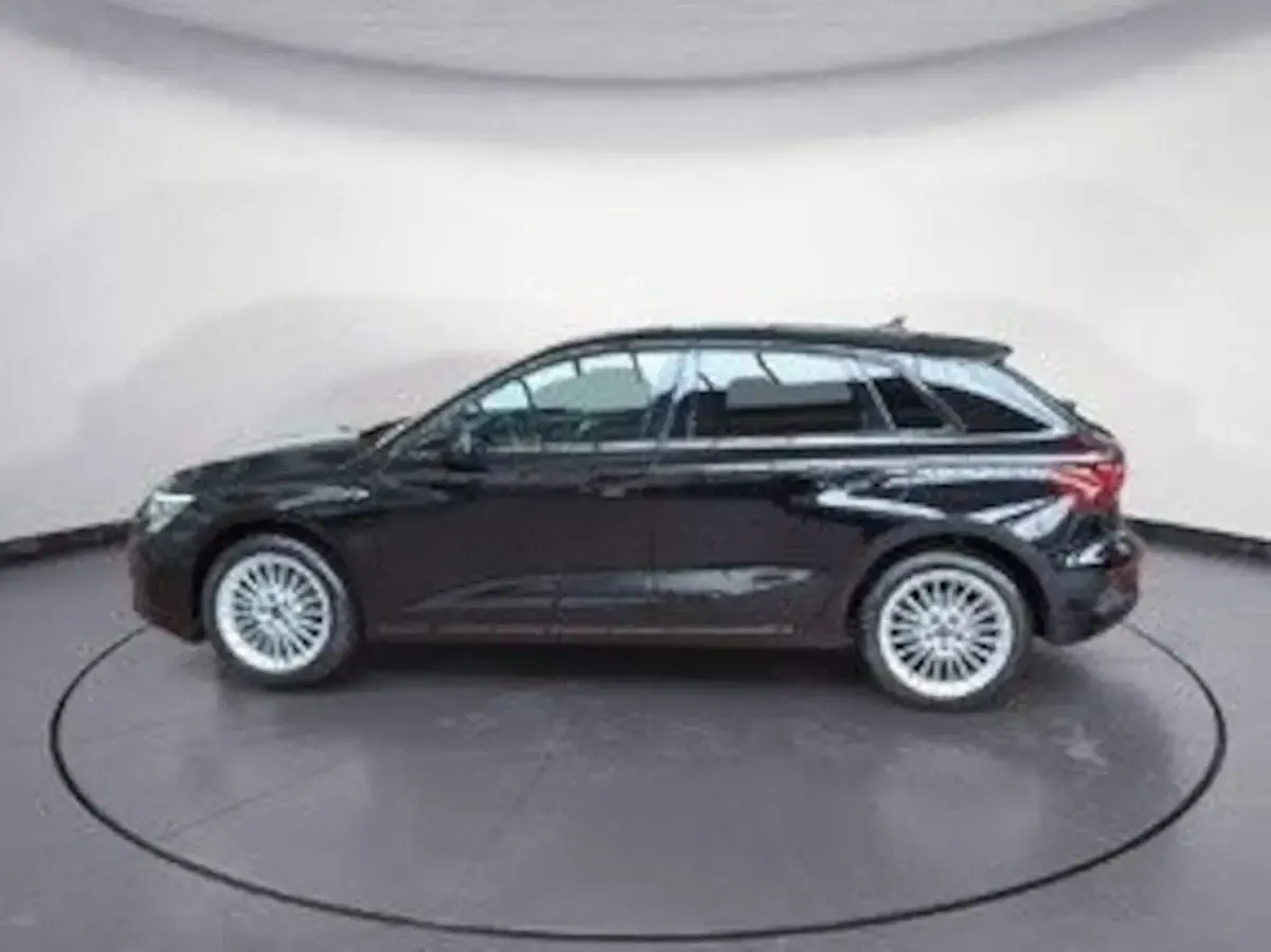 Gebraucht Audi A3 Advanced Plus 150 PS (110 kW) 2024 Schwarz Limousine