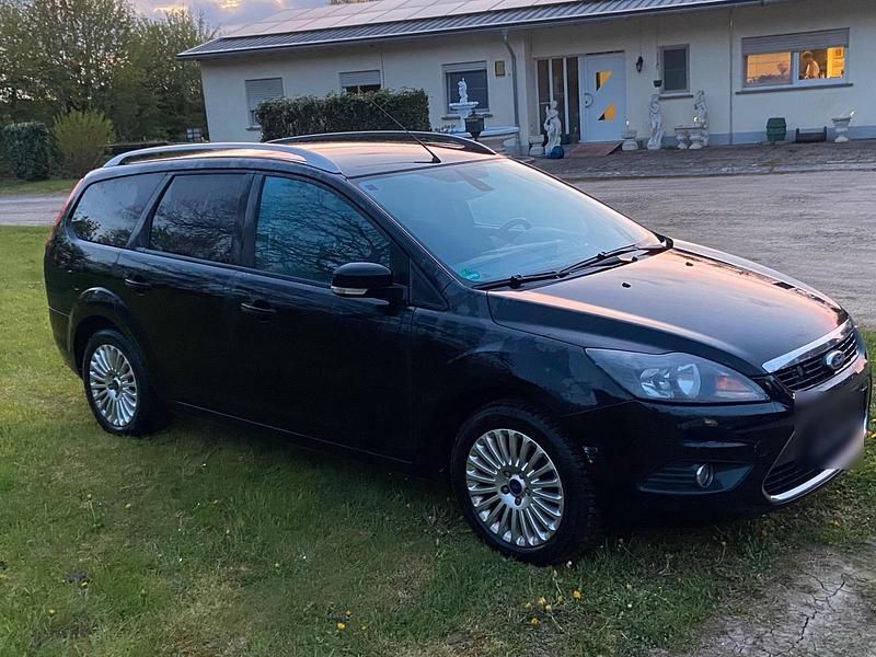 Usata Ford Focus 125 CV (91 kW) 2009 Nero Station wagon