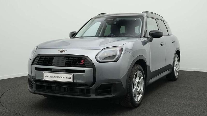 Grün Gebraucht 2024 Mini Countryman Classic SUV | 37.729 € - Bild 1/4