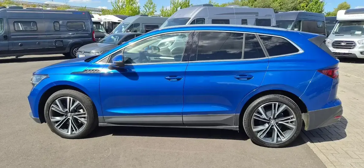 Gebraucht Skoda Enyaq iV Loft 150 kW (204 PS) 2022 Blau SUV