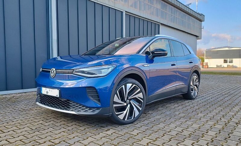 Blau Gebraucht 2021 VW ID.4 Pro Performance SUV | 31.800 € (Etwas zu teuer) - Bild 1/4