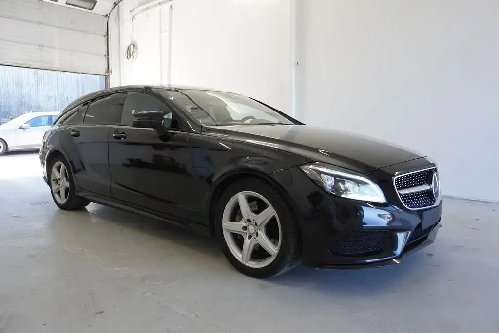 Gebraucht Mercedes CLS350 Shooting Brake AMG line 252 PS (185 kW) 2015 Schwarz Kombi