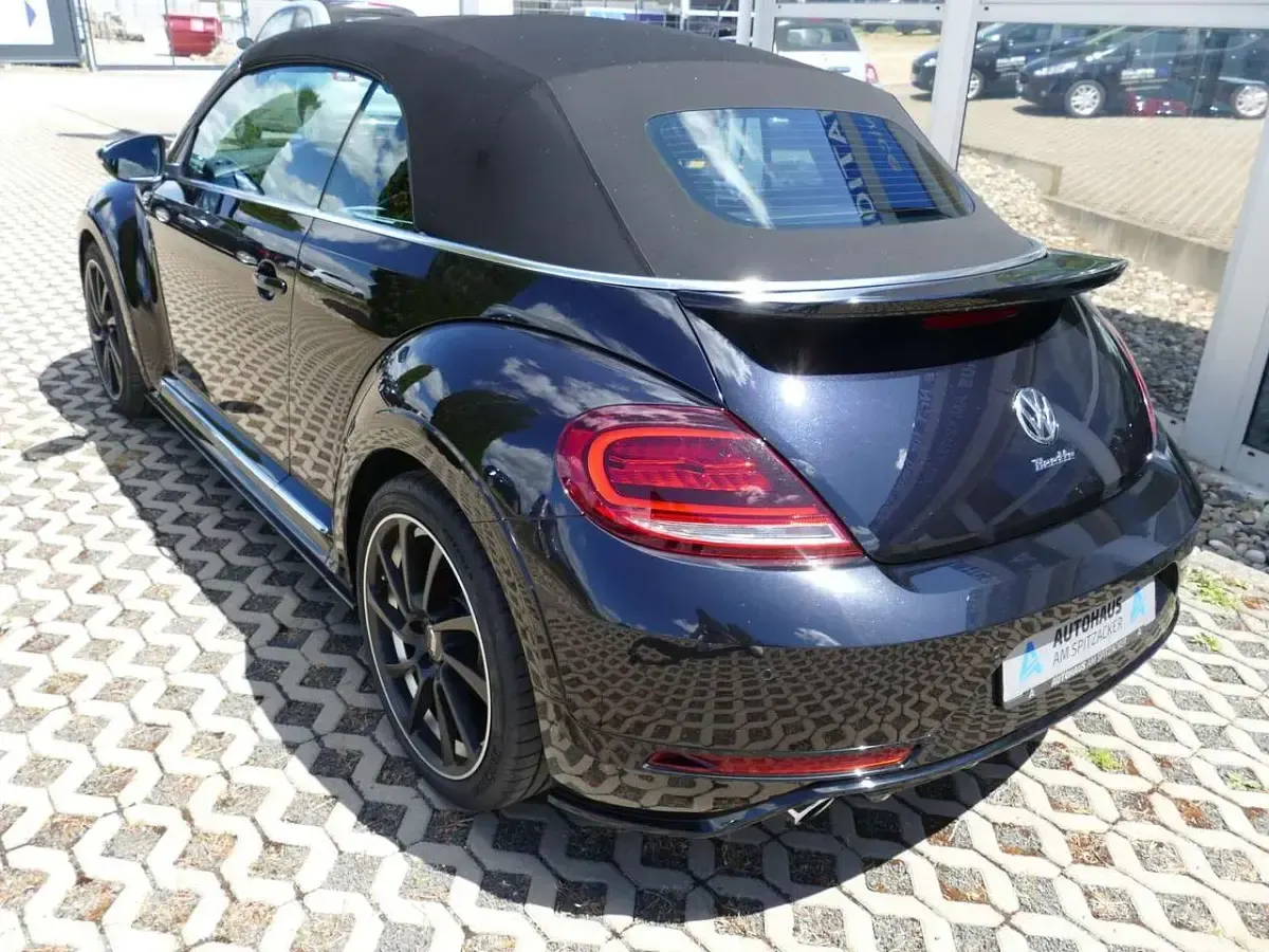 Gebraucht VW Beetle Exclusive 220 PS (161 kW) 2018 Deep black perleffekt Kleinwagen