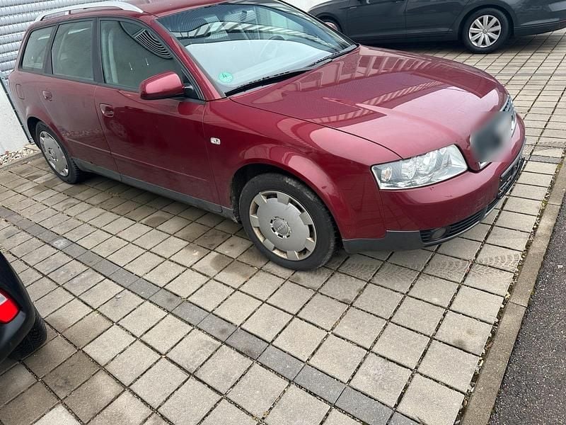 Rot Gebraucht 2003 Audi A4 Kombi | 1.450 € - Bild 1/4