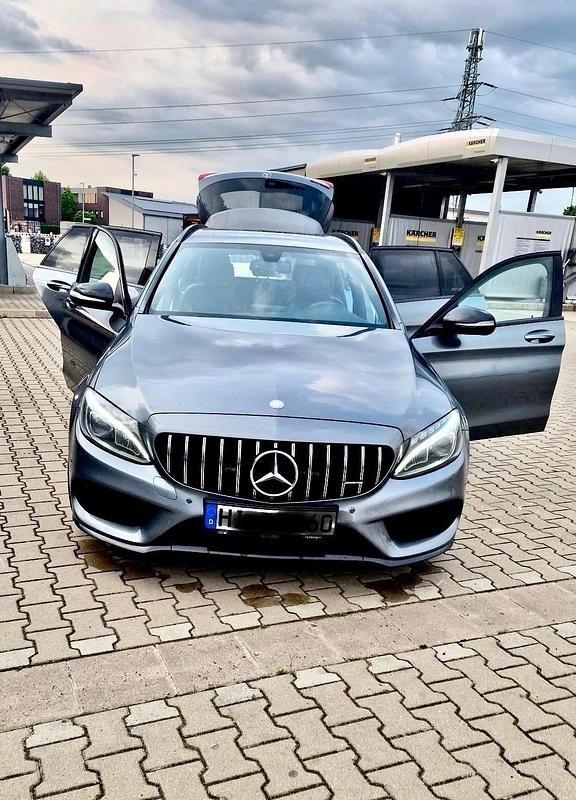 Grau Gebraucht 2016 Mercedes C180 AMG Kombi | 13.500 € (Guter Preis) - Bild 1/4
