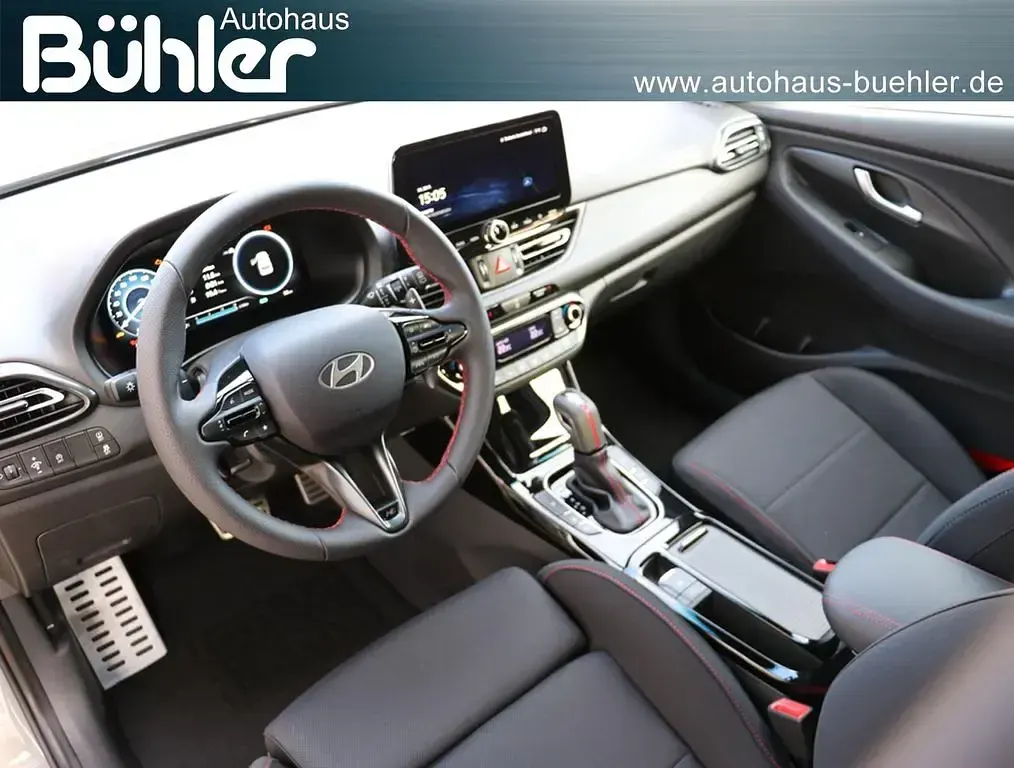 Neu Hyundai i30 N Line 150 PS (110 kW) 2026 Grau Limousine
