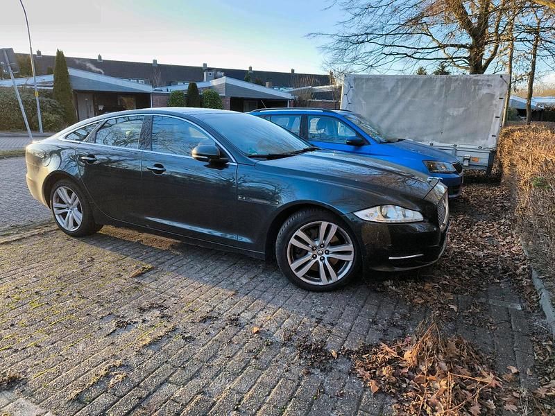 Gebraucht Jaguar XJ Luxury 275 PS (202 kW) 2010 Grün Limousine