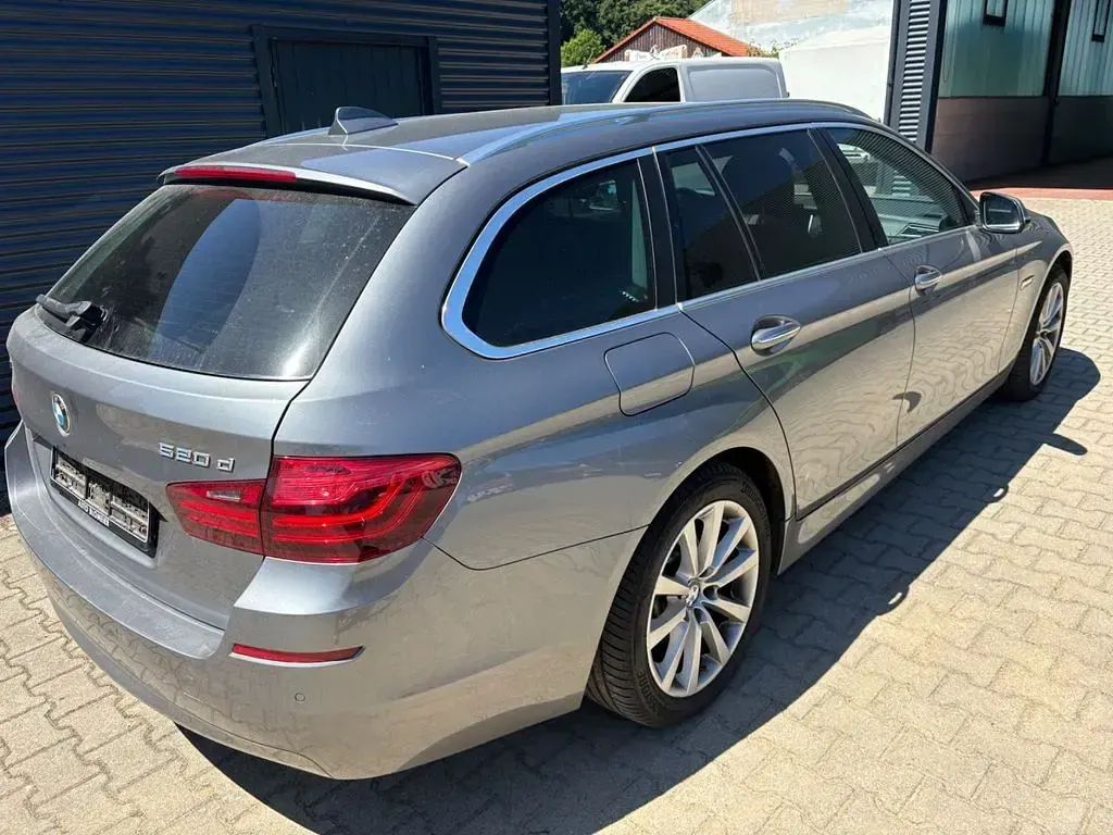 Second-hand BMW 520 190 CP (139 kW) 2015 Gri Break