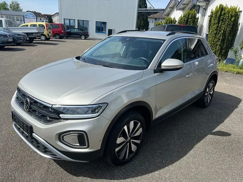 Gebraucht VW T-Roc Move 150 PS (110 kW) 2024 Silber SUV