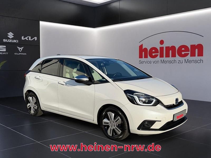 Gebraucht Honda Jazz Executive 109 PS (80 kW) 2021 Weiß Kleinwagen