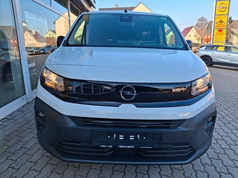 Gebraucht Opel Combo-e Life 100 kW (136 PS) 2026 Weiß Limousine