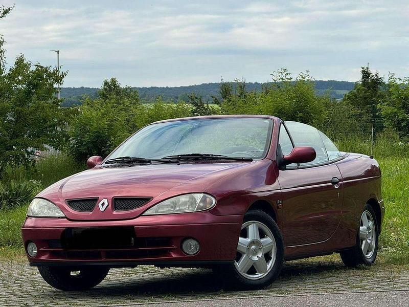 Gebraucht Renault Mégane Cabriolet 107 PS (78 kW) 1999 Rot Cabrio