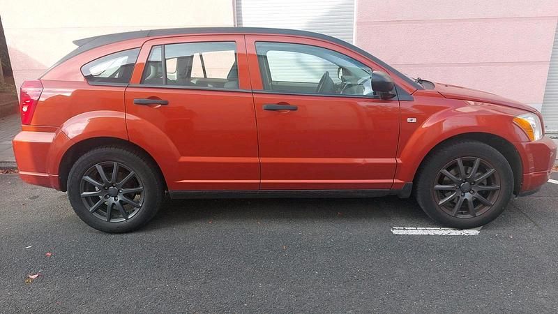 Orange Gebraucht 2007 Dodge Caliber Kleinwagen | 4.200 € (Fairer Preis) - Bild 1/4