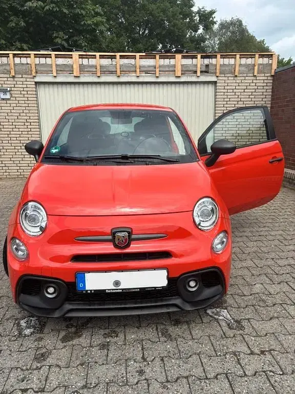 Gebraucht Abarth 595 165 PS (121 kW) 2024 Orange Kleinwagen