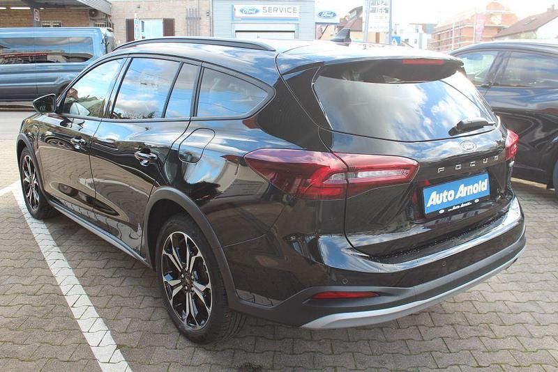 Usata Ford Focus Active 155 CV (114 kW) 2022 Nero Berlina