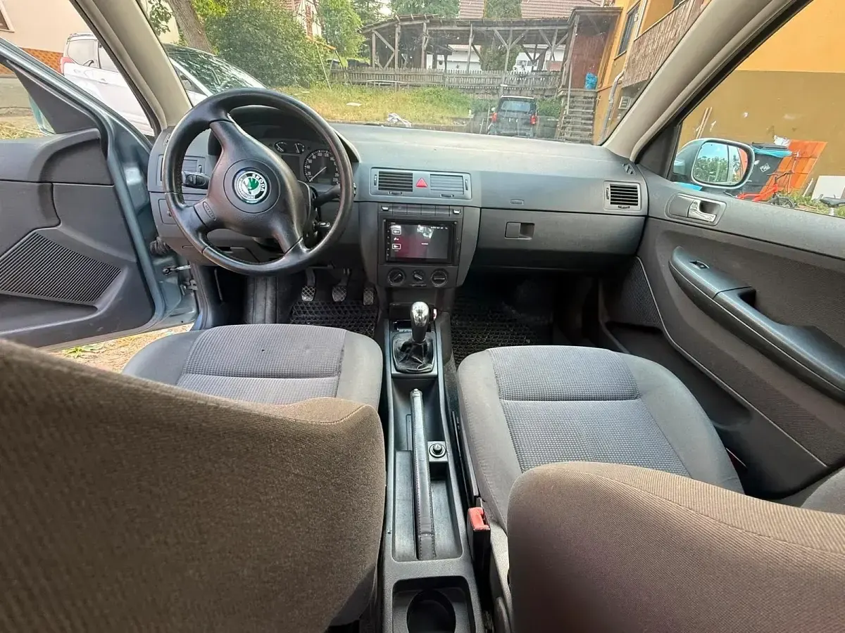Gebraucht Skoda Fabia 80 PS (58 kW) 2004 Limousine