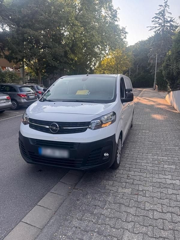 Weiß Gebraucht 2019 Opel Vivaro Van | 13.200 € (Fairer Preis) - Bild 1/4