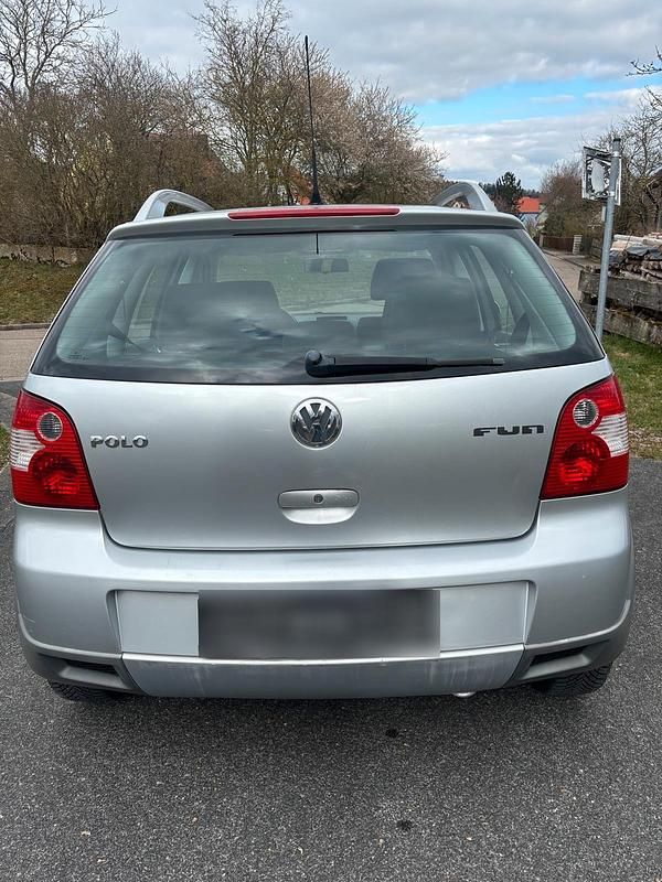 Gebraucht VW Polo Cross 84 PS (61 kW) 2005 Silber Kleinwagen