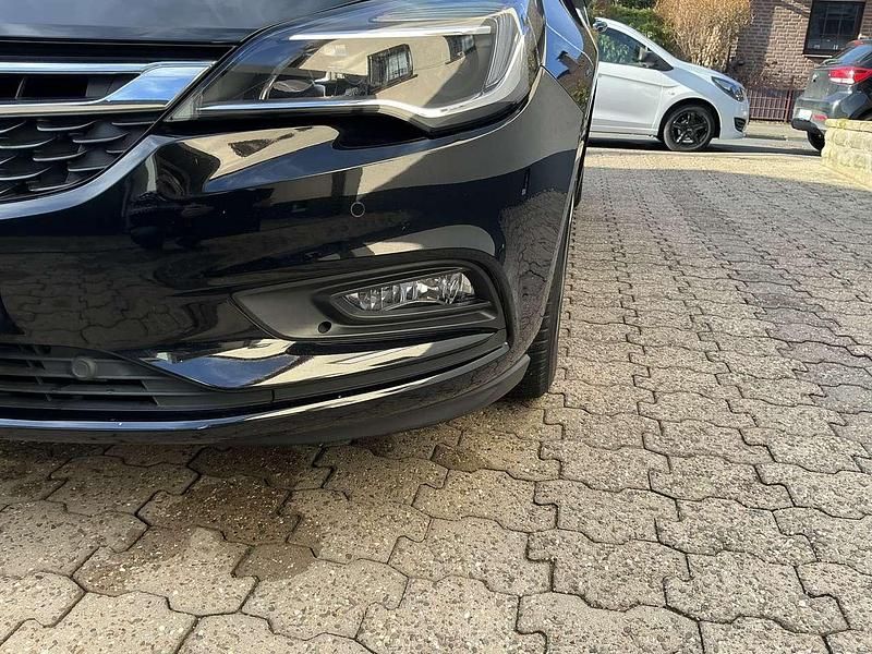 Gebraucht Opel Astra 105 PS (77 kW) 2019 Schwarz Kombi