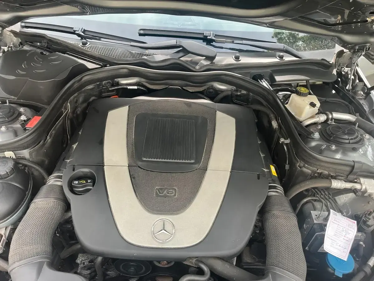 Gebraucht Mercedes E350 292 PS (214 kW) 2010 Grau Limousine