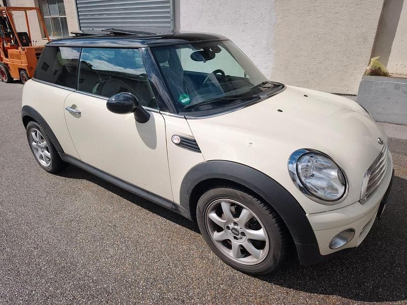 Gebraucht Mini Cooper D 109 PS (80 kW) 2007 Weiß Kleinwagen