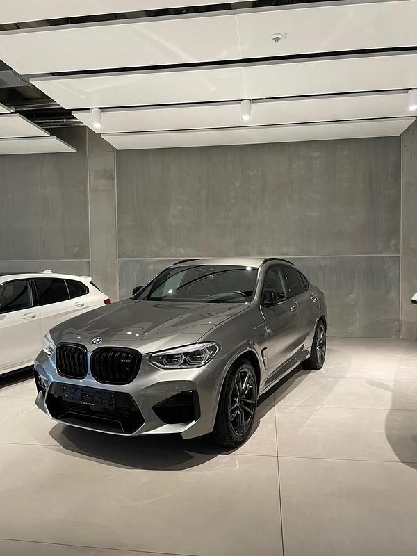 Grau Gebraucht 2020 BMW X4 Competition Edition SUV | 52.500 € (Fairer Preis) - Bild 1/4