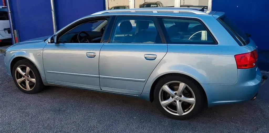Gebraucht Audi A4 Sport 200 PS (147 kW) 2008 Blau Limousine