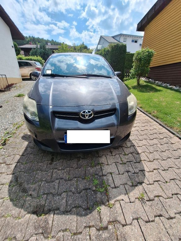 Grau Gebraucht 2007 Toyota Auris Luna | 1.900 € (Superpreis) - Bild 1/4