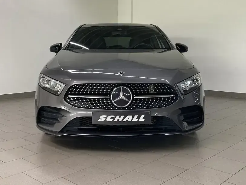 Gebraucht Mercedes A200 AMG 163 PS (119 kW) 2019 Grau Limousine