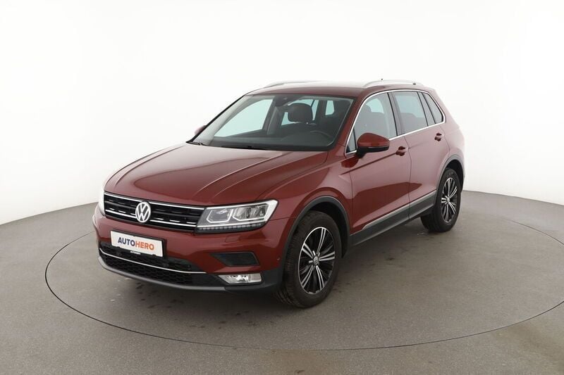 Rot Gebraucht 2017 VW Tiguan Highline SUV | 20.430 € (Superpreis) - Bild 1/4