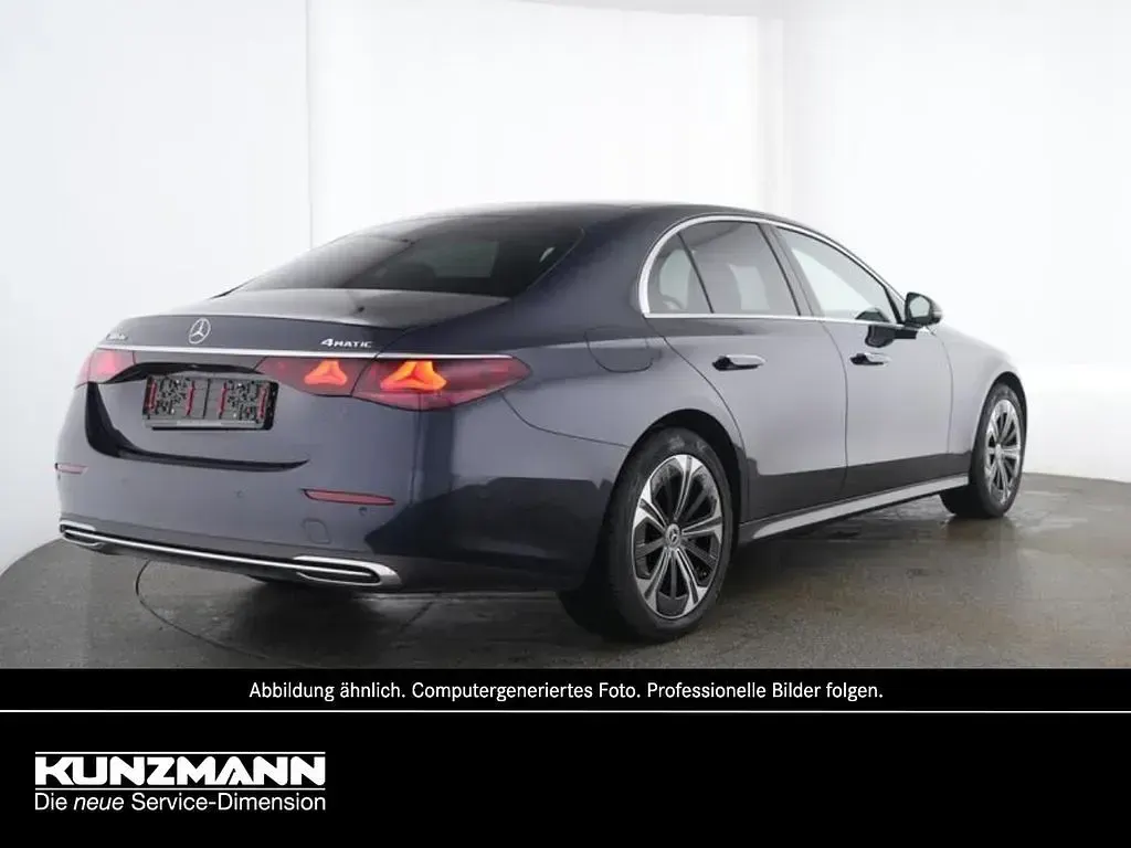 Gebraucht Mercedes E300 Avantgarde 313 PS (230 kW) 2025 Blau Limousine